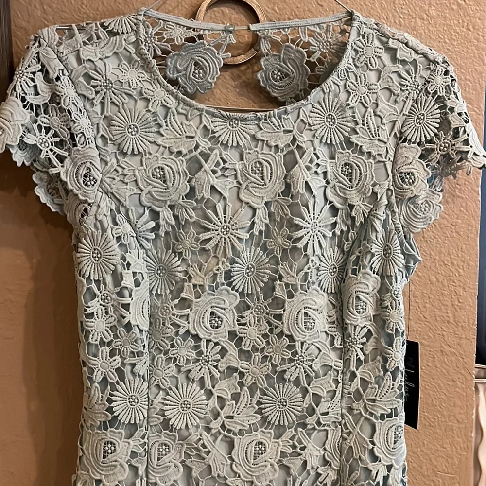𝅺LULUS Romance Language light blue Backless Lace Dress NWT - Picture 8 of 12